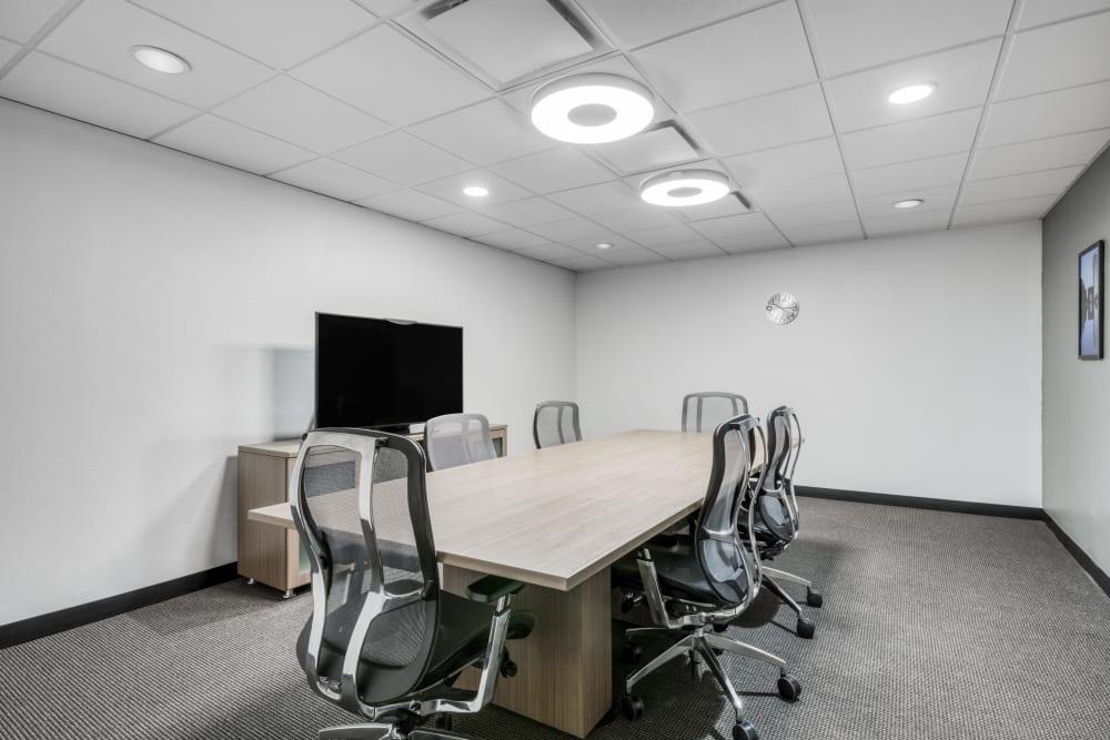 OK, Oklahoma City - Park Avenue office space - View 6 in Oklahoma City - internet, office_cleaning, breakout_areas