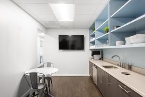 7 West Figueroa Street