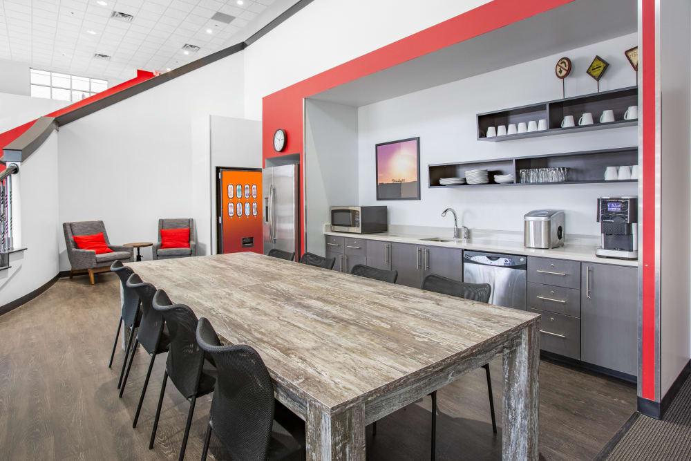 OK, Tulsa - Postrock office space - View 5 in Tulsa - internet, office_cleaning, breakout_areas