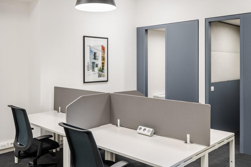 Piazzale Biancamano 8 office space - View 4 in Milano - internet, office_cleaning, breakout_areas