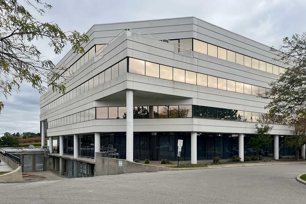 ON, Mississauga - Argentia Road office space - View 3 in Mississauga - internet, office_cleaning, breakout_areas