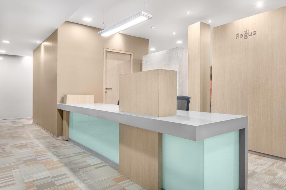 SLN Terminus office space - View 3 in Hyderabad - internet, office_cleaning, breakout_areas