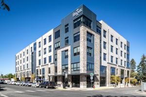 5 West Mendenhall Street