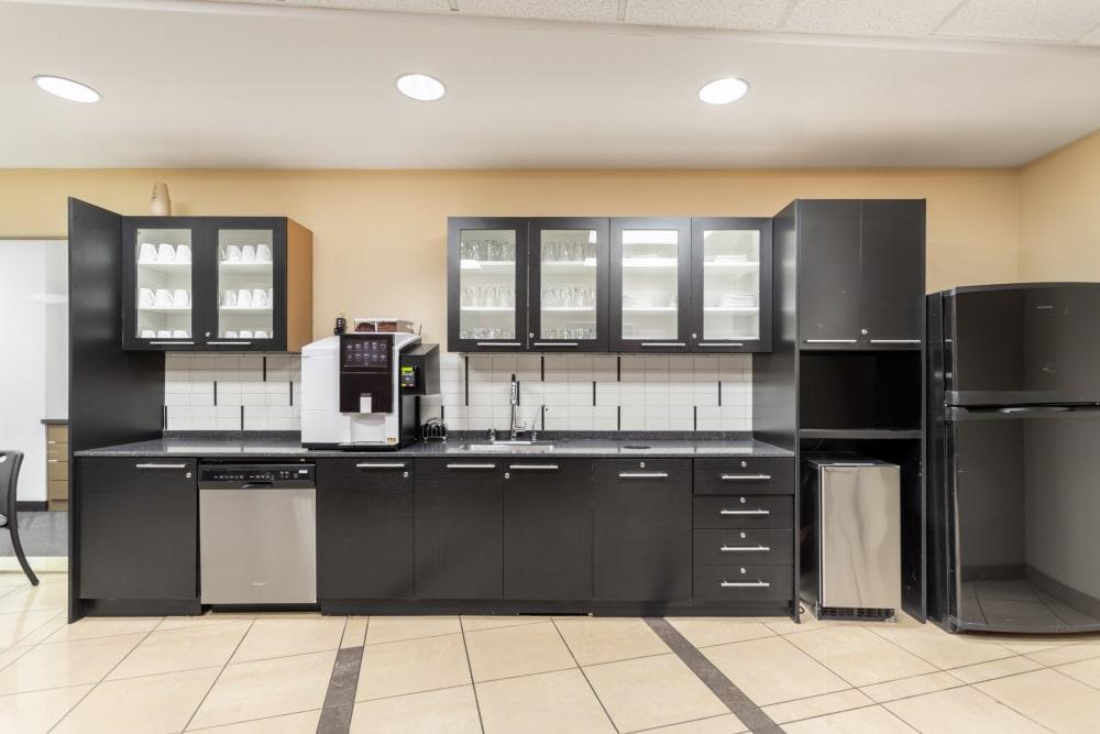 2300 West Sahara Avenue office space - View 6 in Las Vegas - internet, office_cleaning, breakout_areas