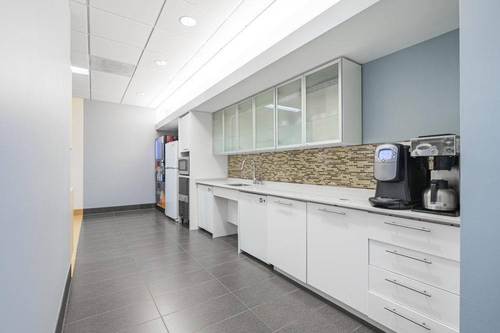 TX, Spring - Springwoods office space - View 4 in Spring - internet, office_cleaning, breakout_areas