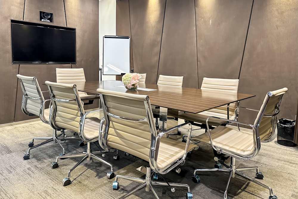 Teem Tower 27F - Photo 2 Teem Tower 27F office space - View 2 in Guang Zhou Shi - internet, office_cleaning, breakout_areas