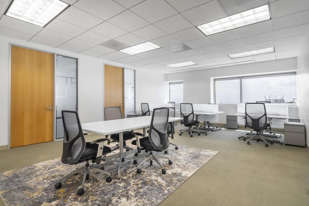 FL, Miami - Miami Downtown - Office space in Miami, Florida
