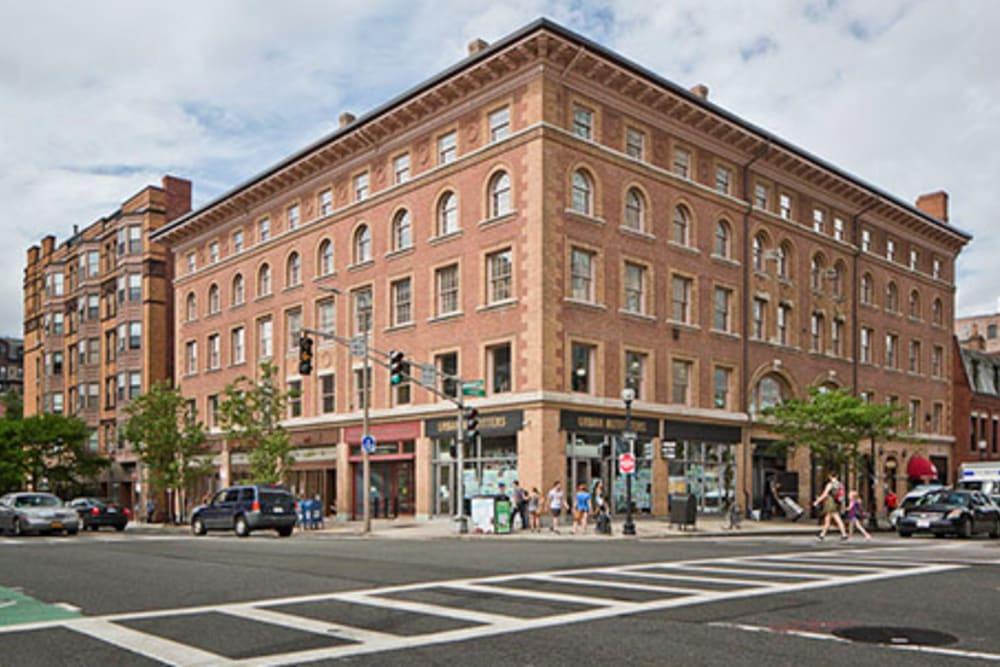 MA, Boston - Spaces Newbury Street - Photo 5 MA, Boston - Spaces Newbury Street office space - View 5 in Boston - internet, office_cleaning, breakout_areas