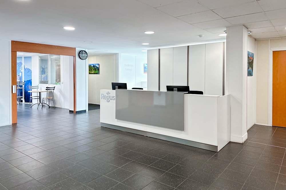 Grenoble, Meylan - Photo 3 Grenoble, Meylan office space - View 3 in Meylan - internet, office_cleaning, breakout_areas