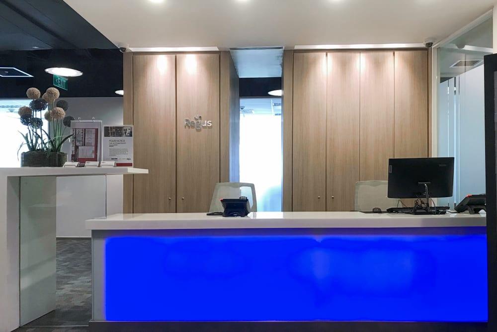 MANILA, Mckinley Town Center - Taguig City - Office space in Taguig, Metro Manila