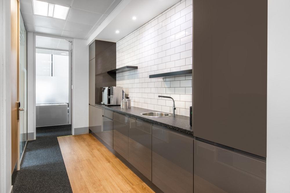 LIVERPOOL, Mann Island office space - View 4 in Liverpool - internet, office_cleaning, breakout_areas