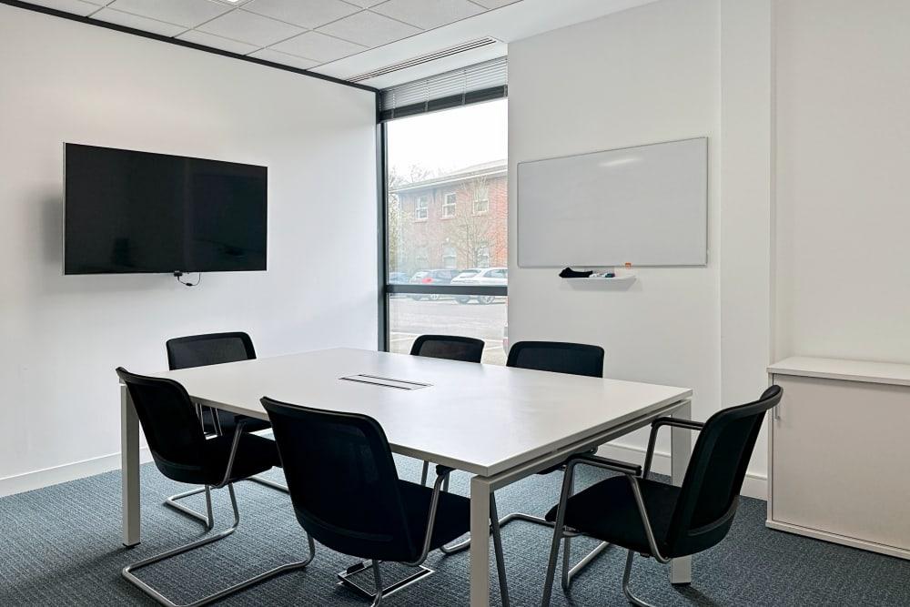 HIGH WYCOMBE, Stokenchurch Business Park office space - View 2 in Stokenchurch - internet, office_cleaning, breakout_areas