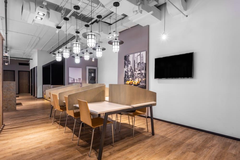 Dubai, DWTC District Free Zone office space - View 2 in Dubai - internet, office_cleaning, breakout_areas