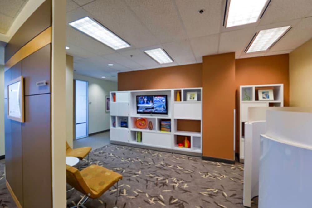 ON, Mississauga - Toronto Airport Corporate Centre office space - View 2 in Mississauga - internet, office_cleaning, breakout_areas