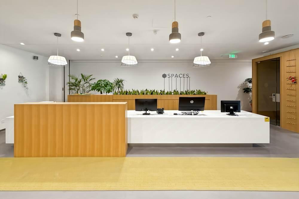 SHANGHAI, Spaces Shanghai Tower office space - View 4 in Pu Dong Xin Qu - internet, office_cleaning, breakout_areas