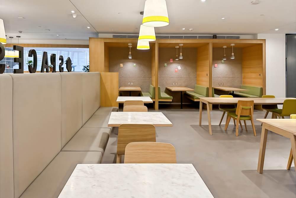 SHANGHAI, Spaces Shanghai Tower office space - View 2 in Pu Dong Xin Qu - internet, office_cleaning, breakout_areas