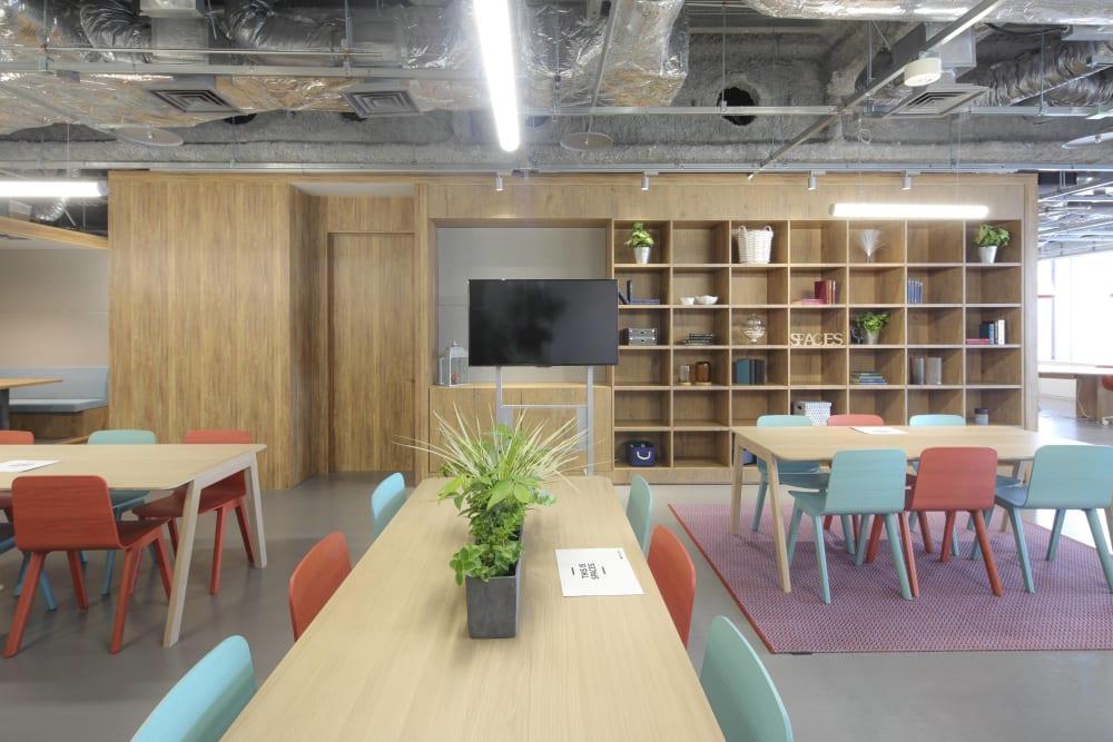 JP Tower office space - View 2 in Nagoya - internet, office_cleaning, breakout_areas