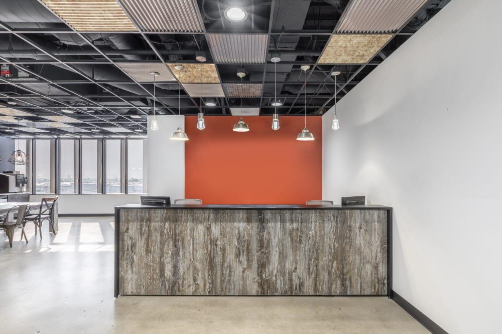 CA, Commerce - Commerce Corporate Center - Photo 5 CA, Commerce - Commerce Corporate Center office space - View 5 in Los Angeles - internet, office_cleaning, breakout_areas