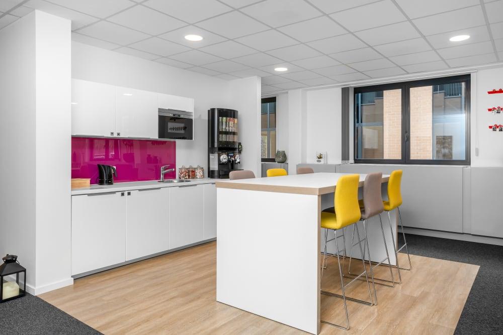 NAMUR, Jambes - Photo 6 NAMUR, Jambes office space - View 6 in Namur - internet, office_cleaning, breakout_areas