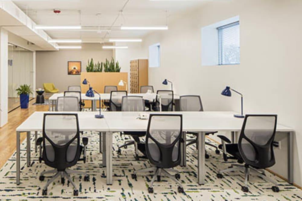 240 Elm Street - Photo 2 240 Elm Street office space - View 2 in Somerville - internet, office_cleaning, breakout_areas