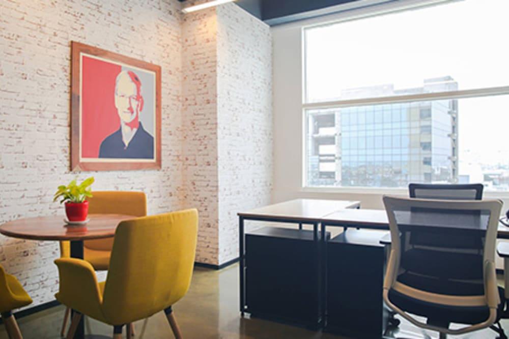 CHENNAI, Express Avenue office space - View 6 in Chennai - internet, office_cleaning, breakout_areas