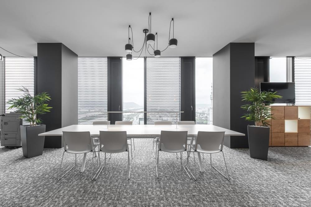 VIENNA, DC Tower office space - View 2 in Wien - internet, office_cleaning, breakout_areas