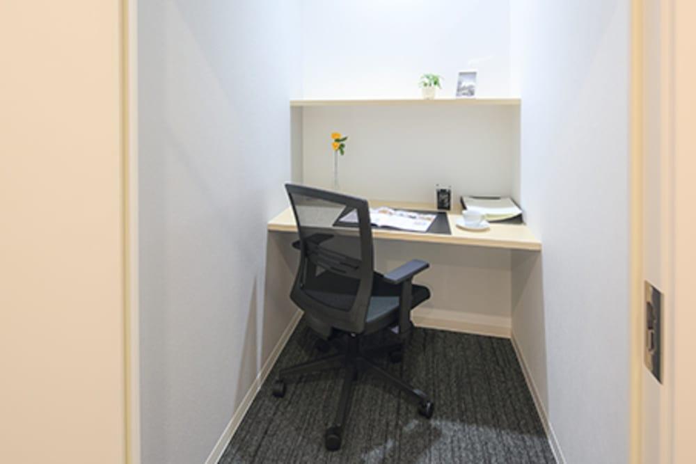 HYOGO, Hankyu Itami Station Office Space HYOGO, Hankyu Itami Station - Office space in Itami, Hyogo