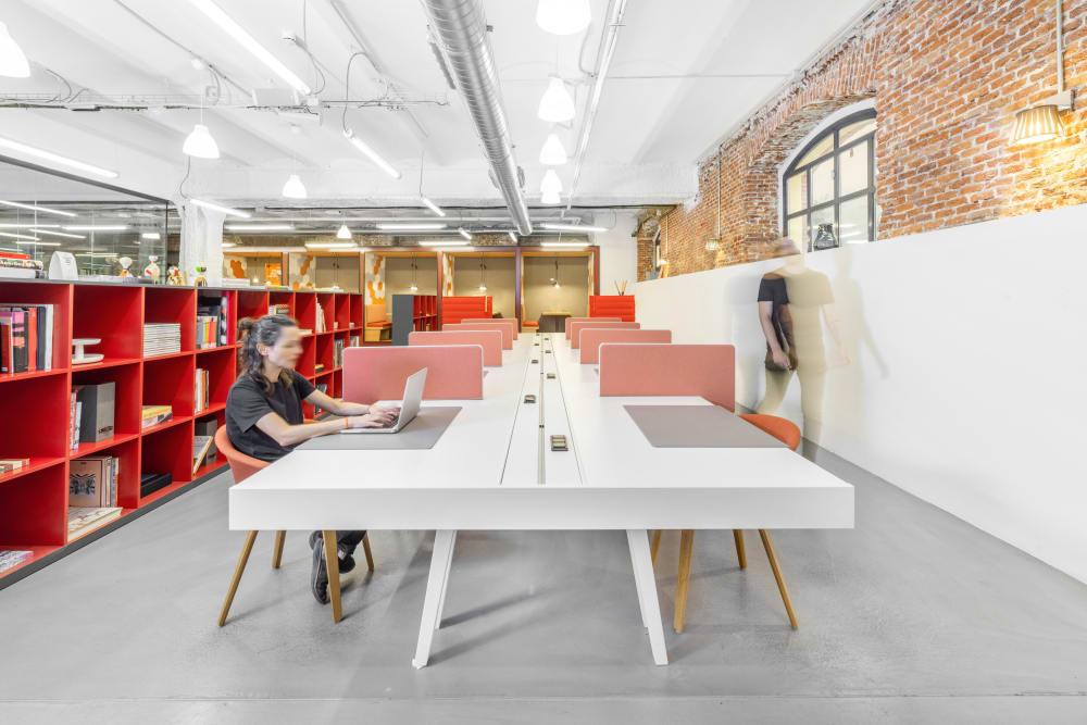 MADRID, Spaces Rio office space - View 2 in Madrid - internet, office_cleaning, breakout_areas