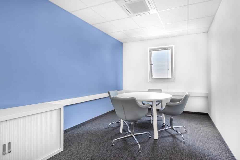 SOFIA, Airport - Photo 4 SOFIA, Airport office space - View 4 in Sofia - internet, office_cleaning, breakout_areas