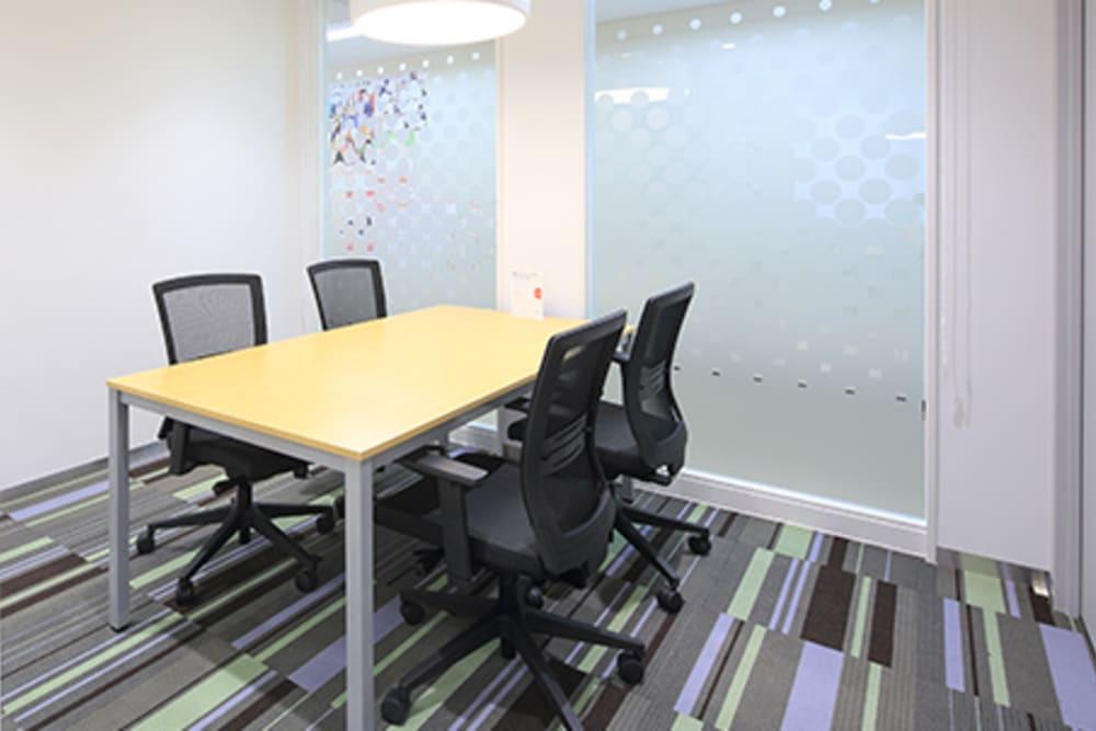 OSAKA, Hankyu Ibaraki-Shi Station - Photo 4 OSAKA, Hankyu Ibaraki-Shi Station office space - View 4 in Ibaraki - internet, office_cleaning, breakout_areas