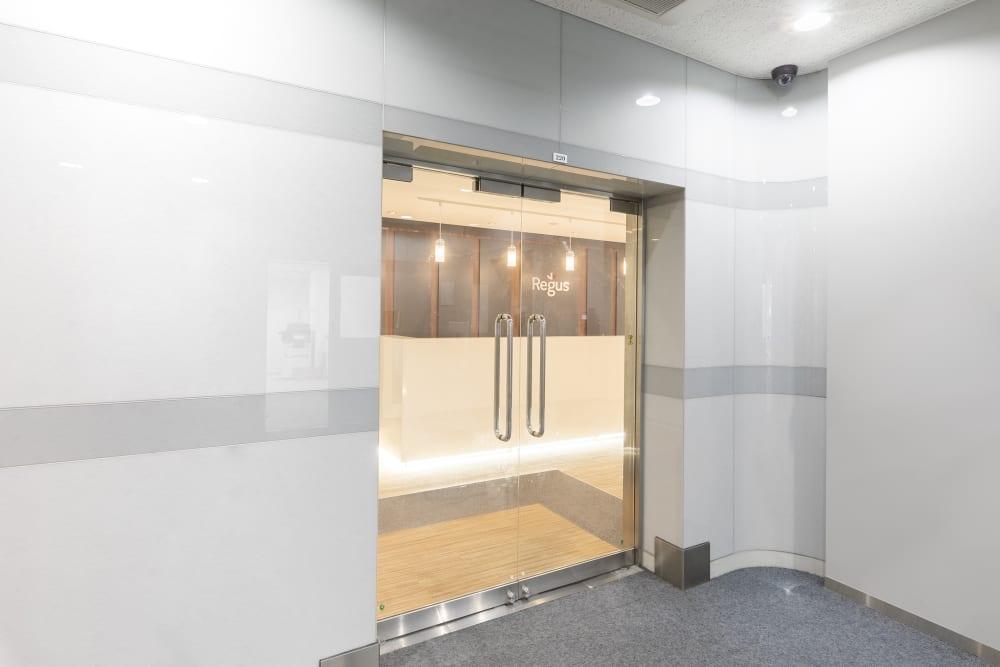 TOYAMA, Denki Building - Photo 3 TOYAMA, Denki Building office space - View 3 in Toyama - internet, office_cleaning, breakout_areas