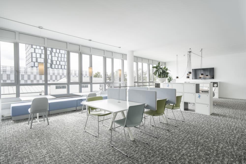 ESCHBORN, Business Park office space - View 4 in Eschborn - internet, office_cleaning, breakout_areas