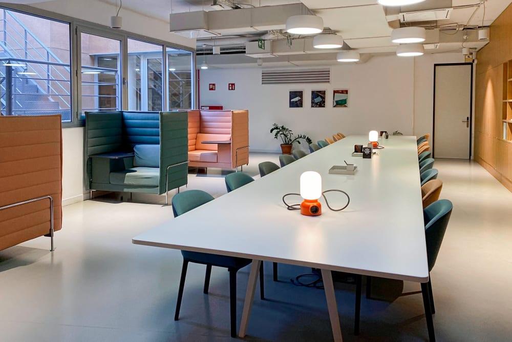 BARCELONA, Spaces 22 Arroba - Photo 3 BARCELONA, Spaces 22 Arroba office space - View 3 in Barcelona - internet, office_cleaning, breakout_areas