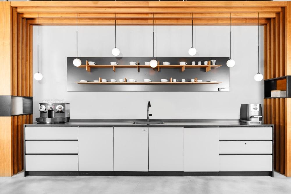 Azrieli Sarona office space - View 6 in Tel Aviv-Jaffa - internet, office_cleaning, breakout_areas