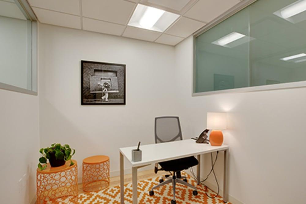 NY, New York City - Spaces 230 Park Avenue office space - View 5 in New York - internet, office_cleaning, breakout_areas