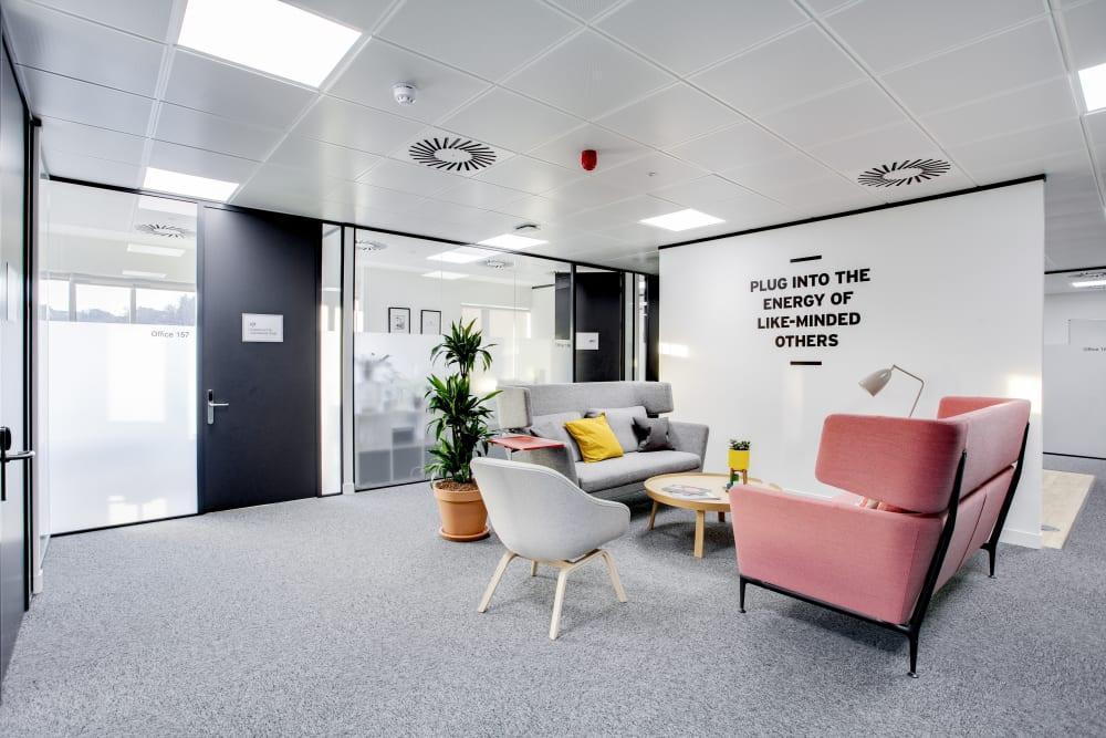 GUILDFORD, Station View - Photo 3 GUILDFORD, Station View office space - View 3 in Guildford - internet, office_cleaning, breakout_areas