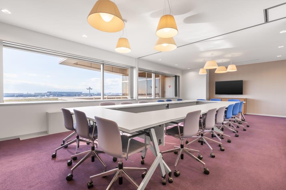 TOKYO, Haneda Airport Terminal 1 - Photo 2 TOKYO, Haneda Airport Terminal 1 office space - View 2 in Ota City - internet, office_cleaning, breakout_areas