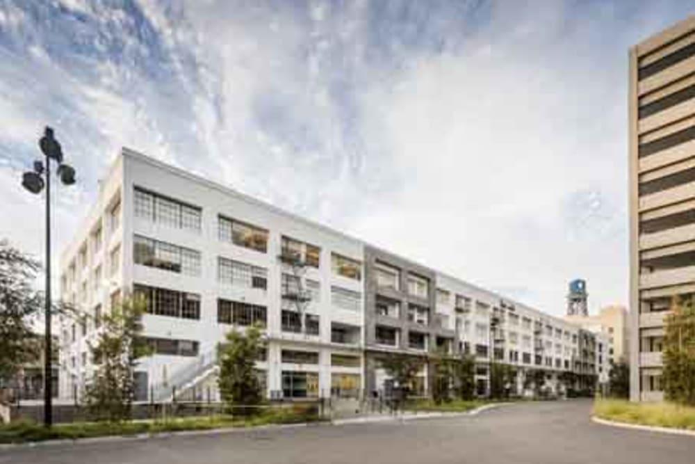 777 South Alameda office space - View 4 in Los Angeles - internet, office_cleaning, breakout_areas