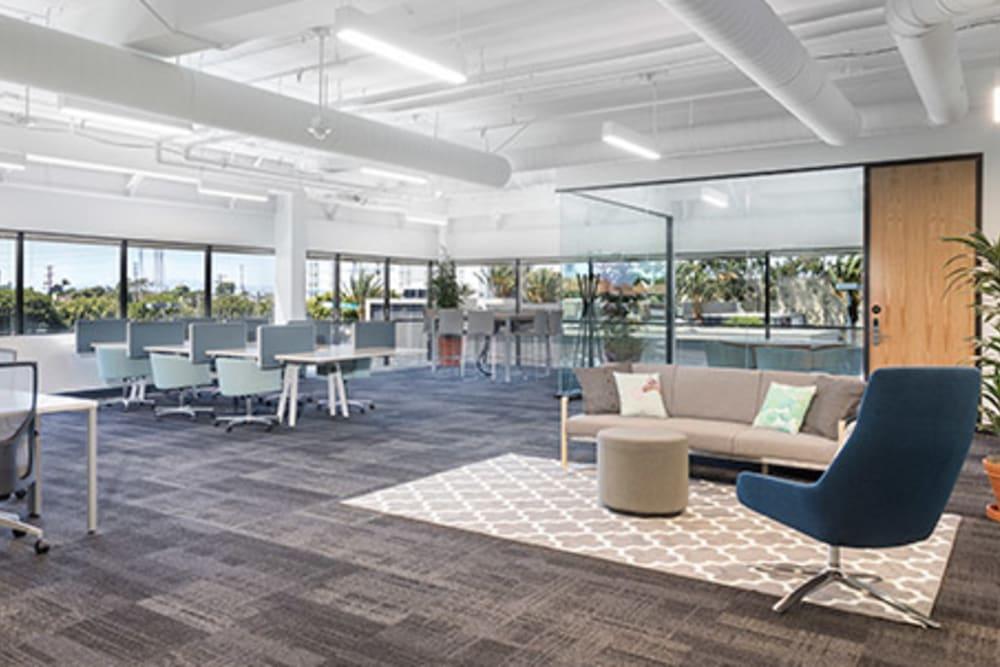 El Segundo - Photo 3 El Segundo office space - View 3 in El Segundo - internet, office_cleaning, breakout_areas