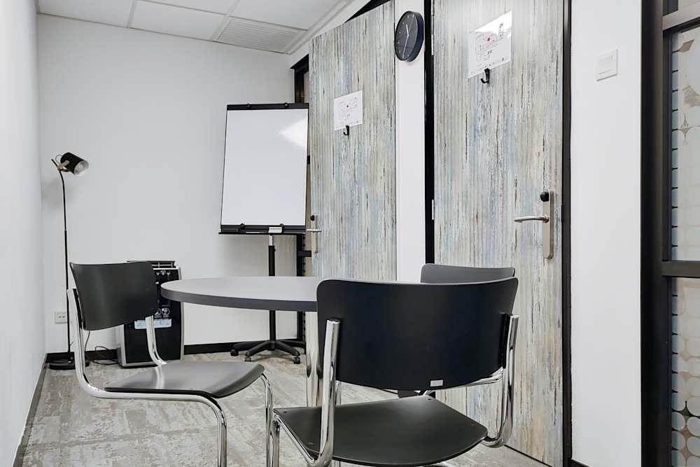 Menara Boustead office space - View 2 in George Town - internet, office_cleaning, breakout_areas