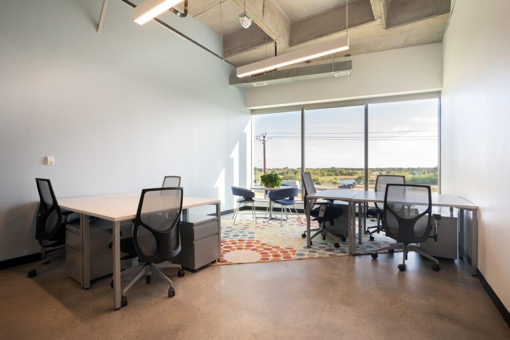 TX, Southlake - Spaces Southlake Granite Place office space - View 4 in Southlake - internet, office_cleaning, breakout_areas