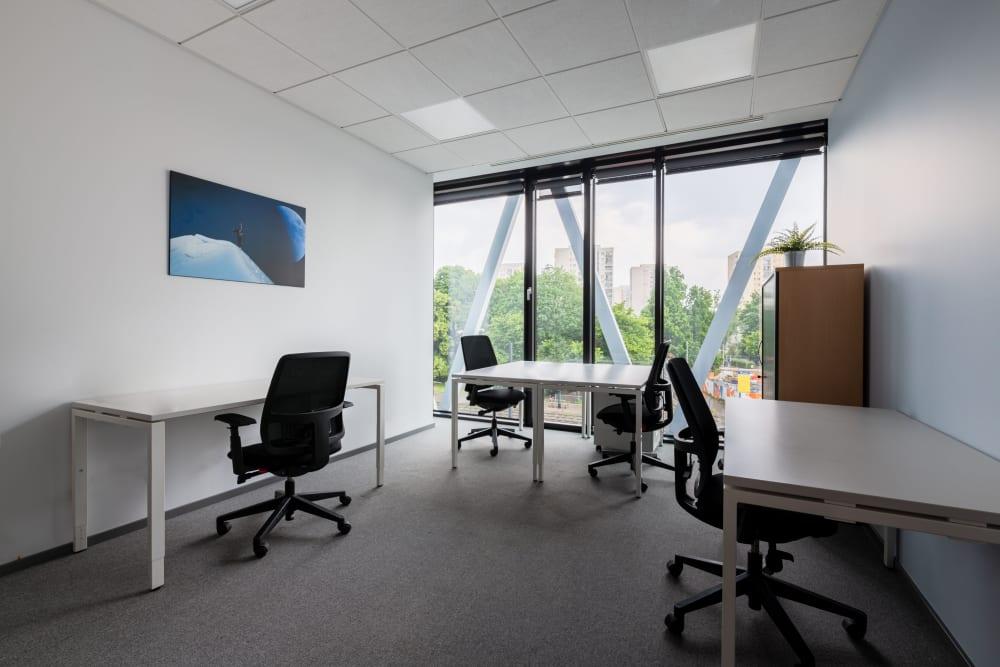WARSAW, Villa Metro Wilanowska office space - View 4 in Warszawa - internet, office_cleaning, breakout_areas