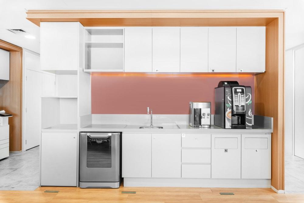 SAO PAULO, Regus Santo Amaro - Ponte Transamerica - Panamerica Park office space - View 5 in Santo Amaro - internet, office_cleaning, breakout_areas