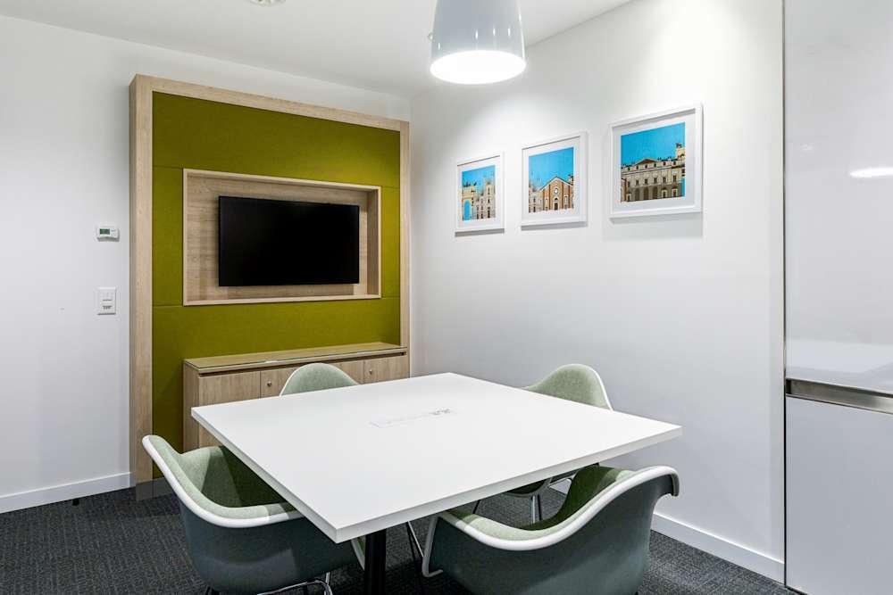 Place de la Gare 12 office space - View 5 in Lausanne - internet, office_cleaning, breakout_areas