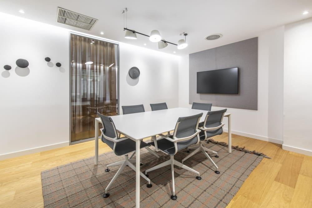 MADRID, Spaces Retiro - Photo 2 MADRID, Spaces Retiro office space - View 2 in Madrid - internet, office_cleaning, breakout_areas