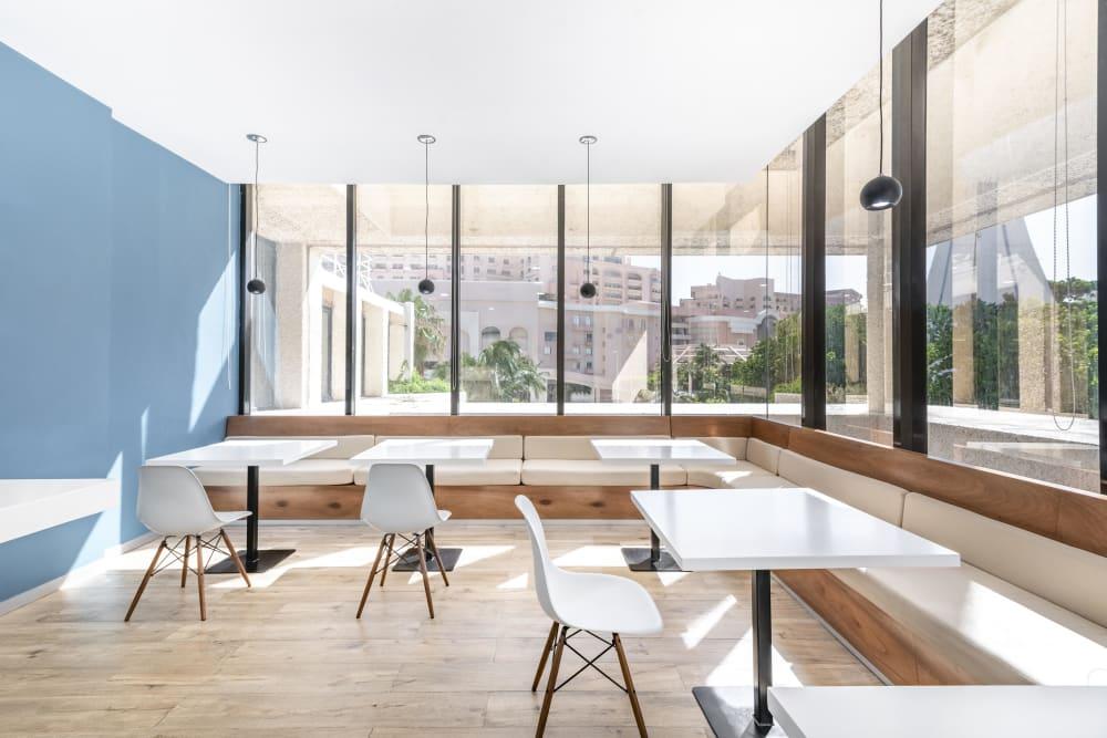 CANCUN, Regus Convention Center office space - View 5 in Cancún - internet, office_cleaning, breakout_areas