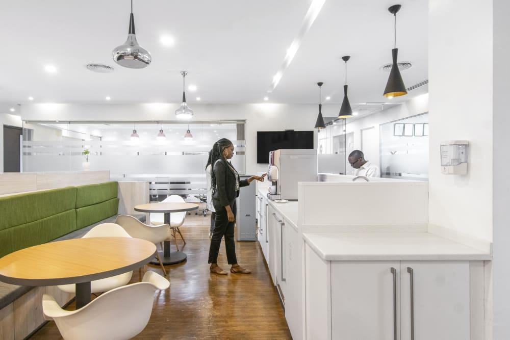 Vienna Court office space - View 5 in Nairobi - internet, office_cleaning, breakout_areas