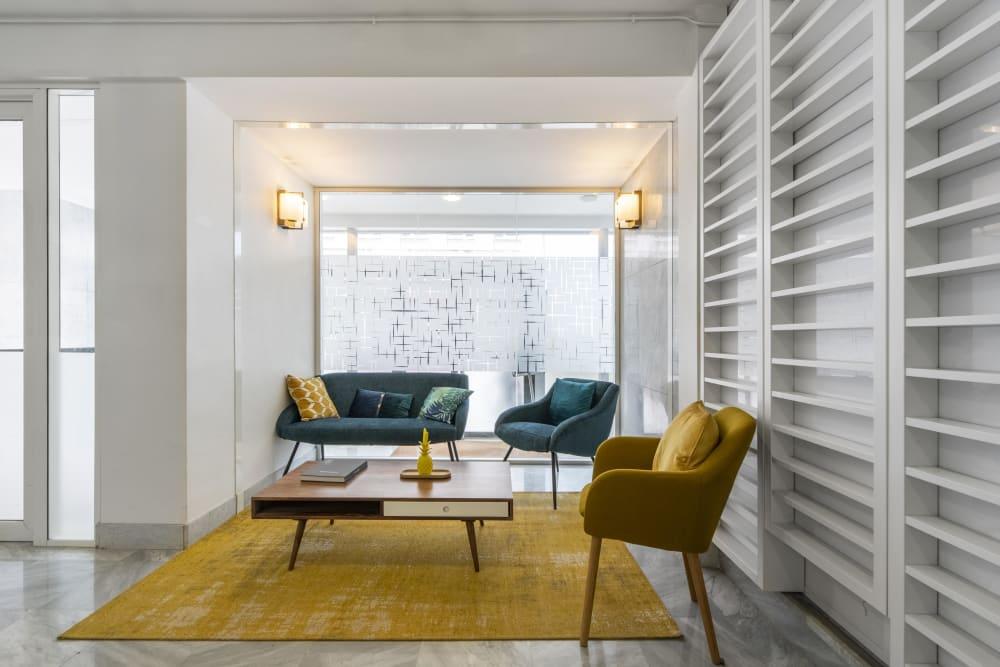 NEUILLY, Pont De Neuilly office space - View 4 in Neuilly-sur-Seine - internet, office_cleaning, breakout_areas