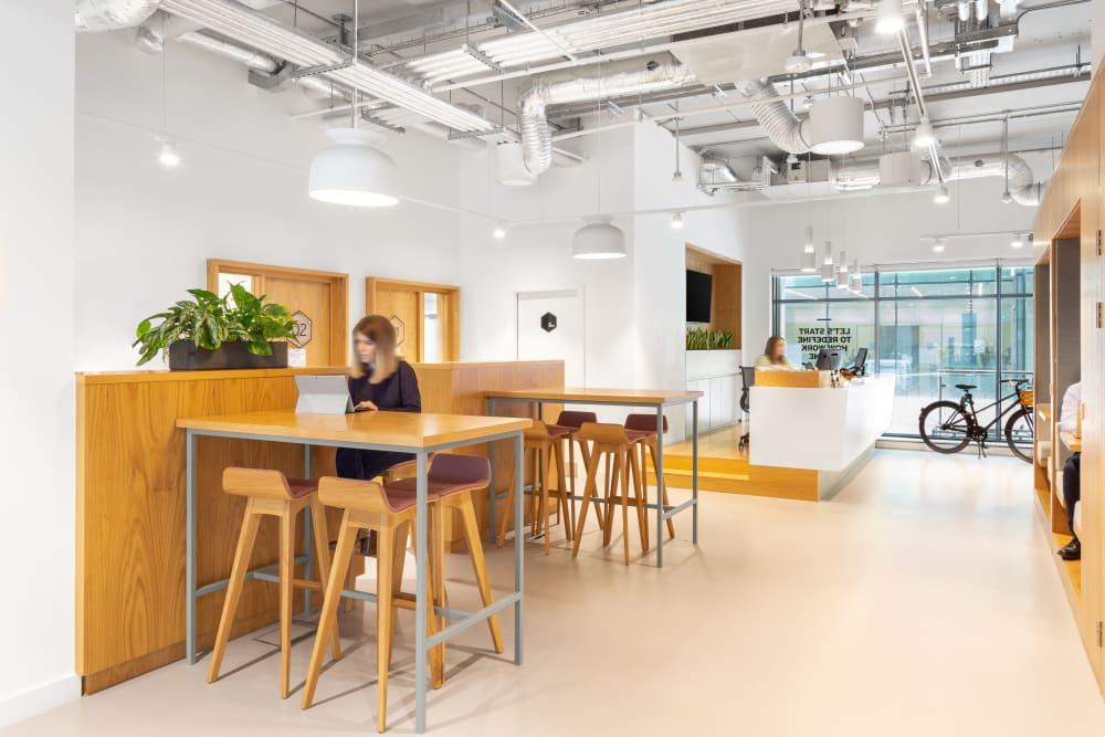 DUBLIN, Spaces South Docklands - Photo 5 DUBLIN, Spaces South Docklands office space - View 5 in Dublin 2 - internet, office_cleaning, breakout_areas