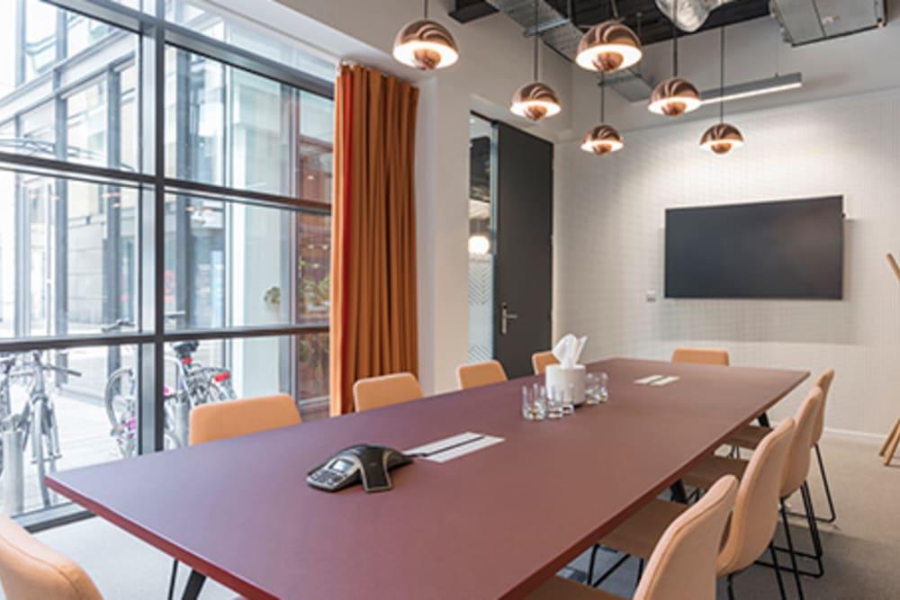 EDINBURGH, Spaces Lochrin Square office space - View 2 in Edinburgh - internet, office_cleaning, breakout_areas